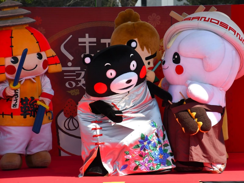 人気を誇る くまモン誕生祭】最強バディの蒲島知事、コロッケ登場！名物 その他