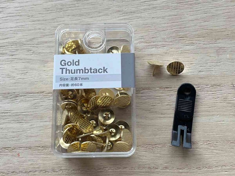 セリアの「ラッキーサン画鋲」