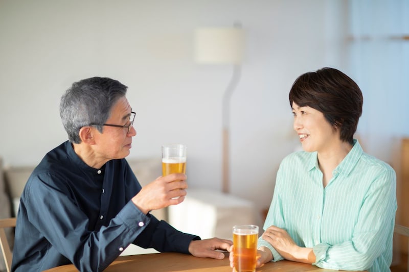 高齢者世帯の48.3%が「生活が苦しい」。収入・支出はいくら？