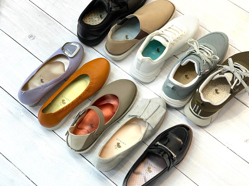 靴に合わせて色や柄を選んで楽しめる