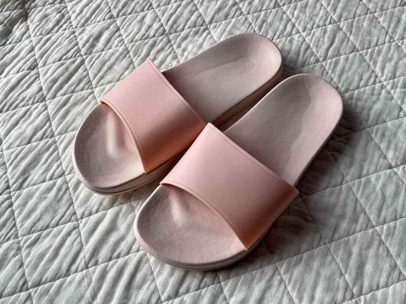 ダイソーの「レディースサンダル」