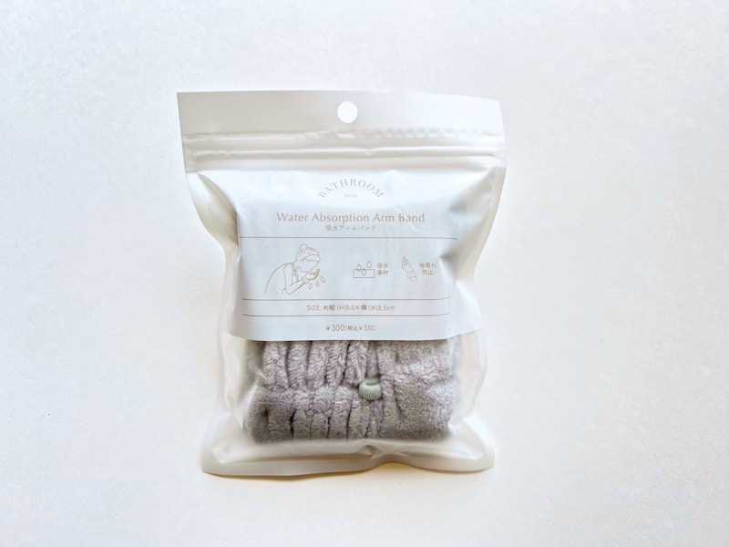 3COINSの「吸水アームバンド」