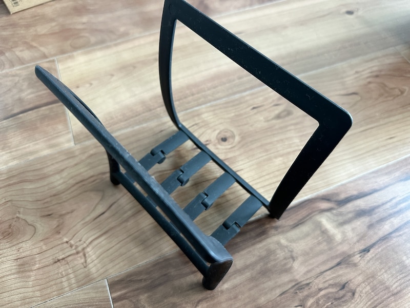 1冊でもしっかり立つ書類ホルダー