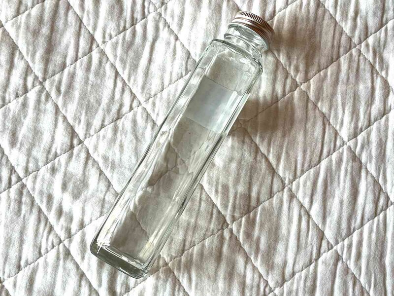 セリアの「ガラスボトルスクリューキャップ」