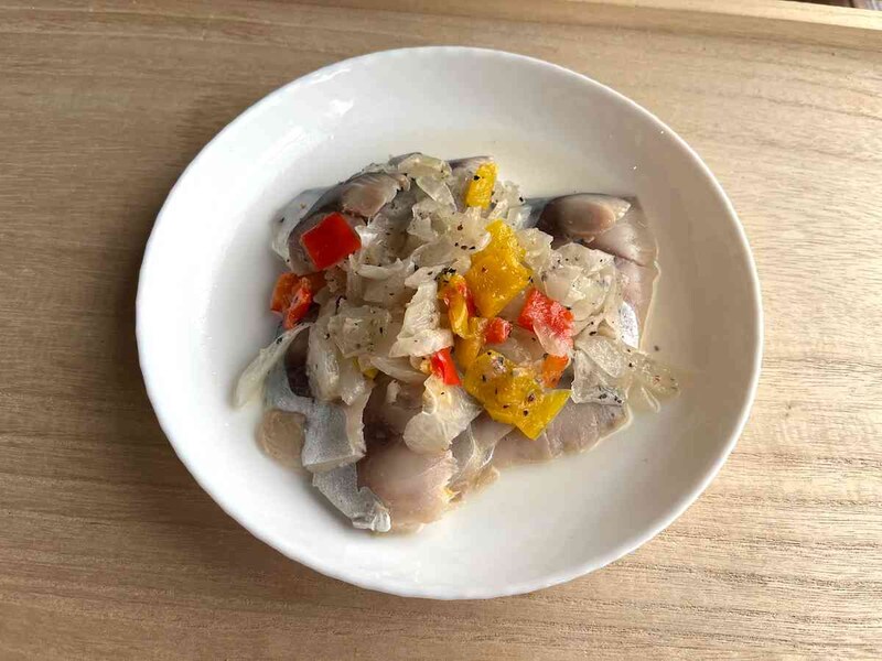 セリアの「プレシャスプレート」の直径は約19cm