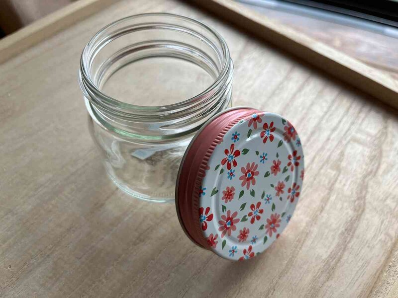 セリアの「クックボトル」は煮沸除菌をして食品の保存ができる