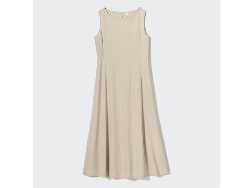 ユニクロ ウルトラストレッチエアリズムワンピース 2990円(税込)