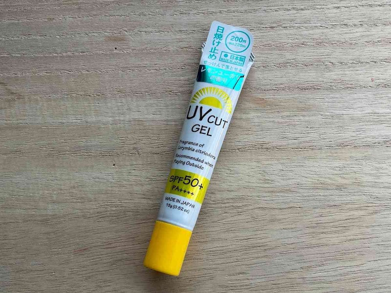 ダイソーの「日焼け止めジェルLE D」