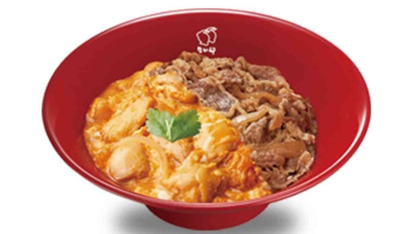 なか卯「牛あいがけ親子丼」