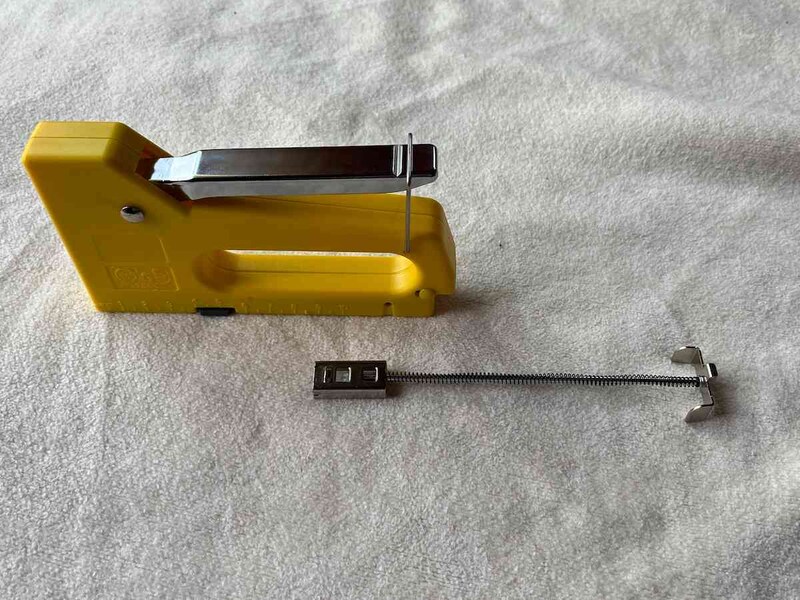 プッシャーを引き抜く