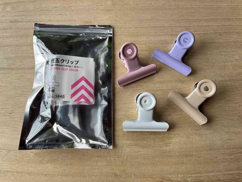 ダイソーの「目玉クリップ カラー」