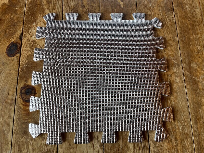 ダイソーの「アルミジョイントマット」