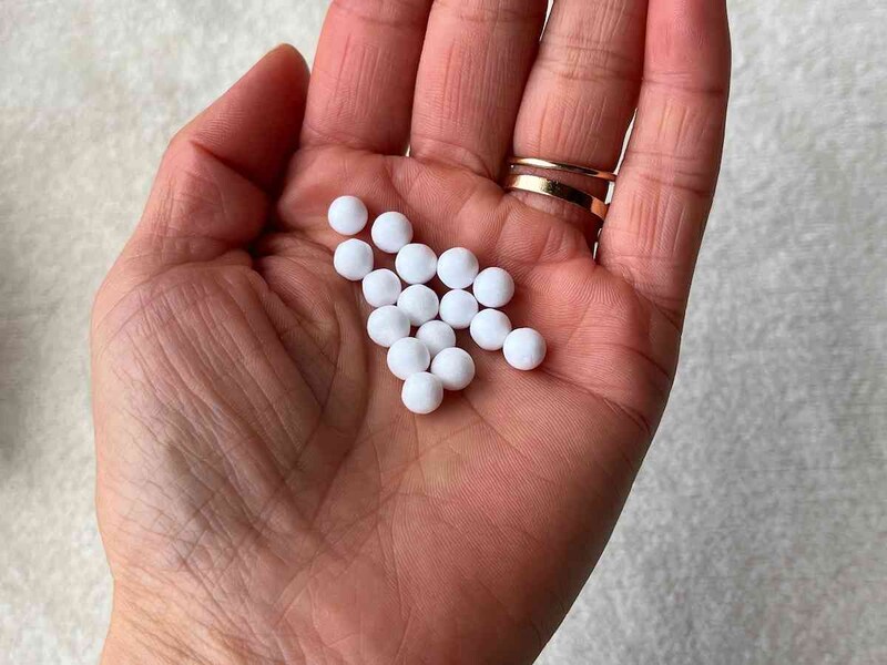 「発泡しっかりビーズ」の直径は0.65cm