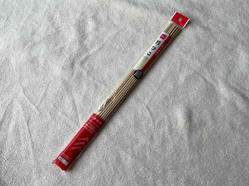 ダイソーの「竹ひご 3×360mm」