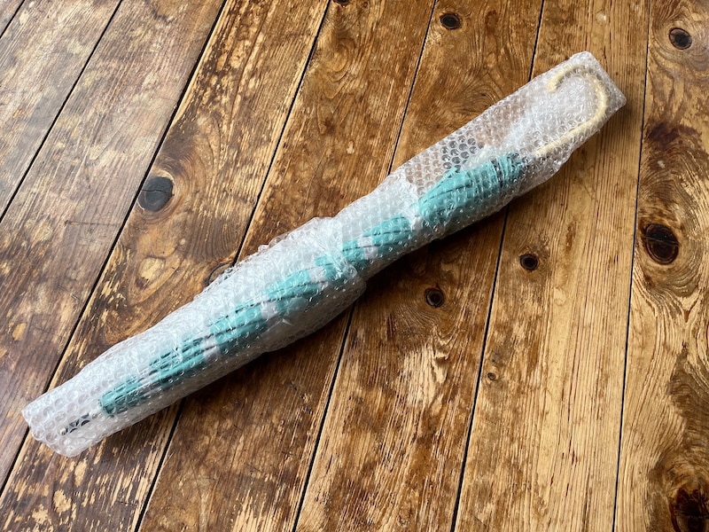 プチプチで包んだ長傘