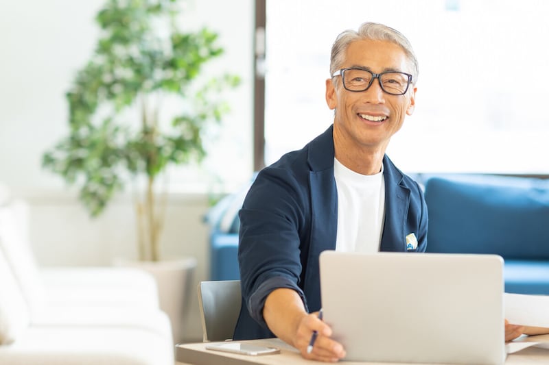 60代年金暮らし男性