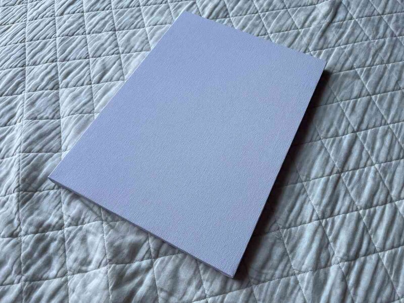 ダイソーの「キャンバス（F4サイズ）」の布は綿100％