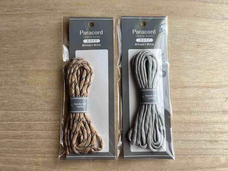 セリアの「パラコードミックス 平タイプ」