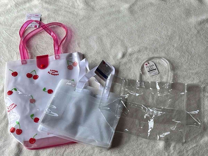 ダイソーの「ビニールバッグ」はお得な価格でしっかり水濡れ、水漏れ対策できる