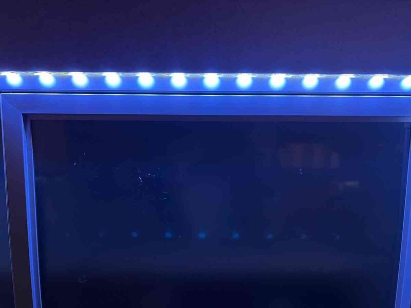 ダイソーの「テープライト（60LEDs、2m、ホワイト）」は白い光がおしゃれ