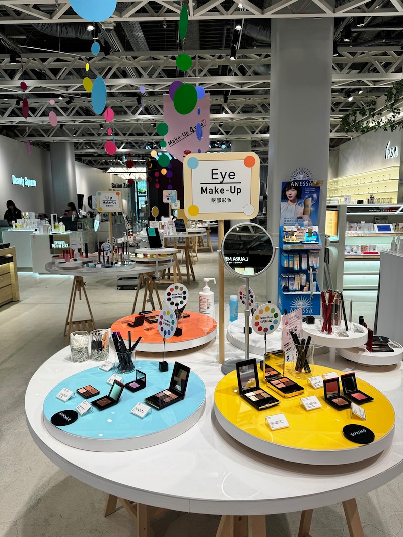 ブランドの垣根を取り払った展示