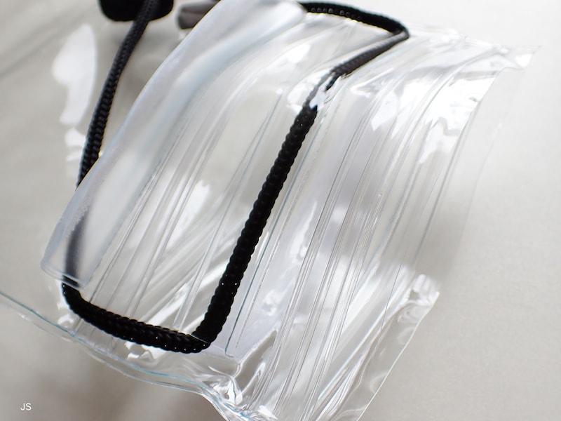 防水スマホケース