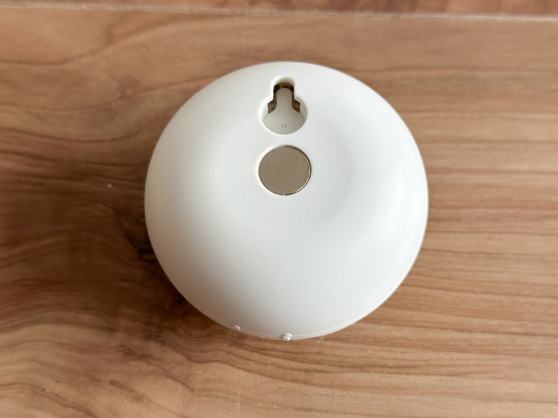 フックでもマグネットでも使える