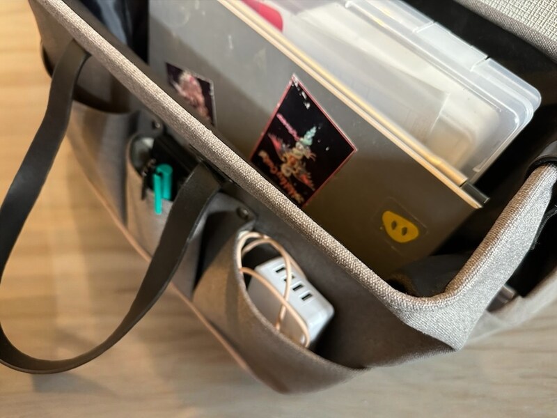 リモートワークの道具が入る