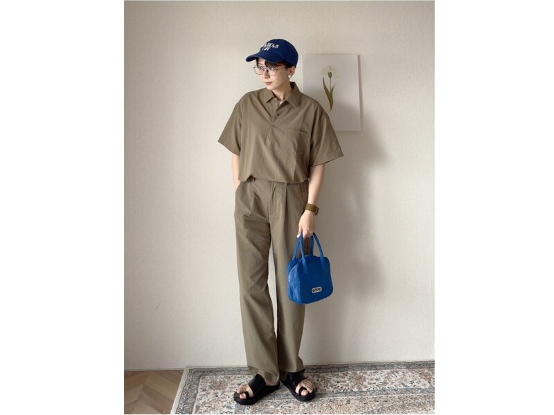 メンズのアイテムをセットアップ風に着るおしゃれ上級者コーデ 出典:WEAR