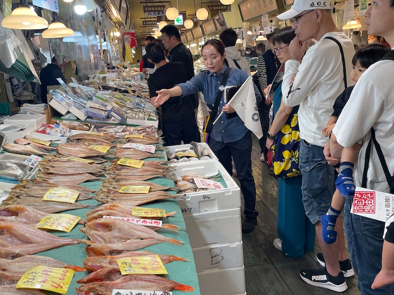 「はこだて自由市場」案内ツアー