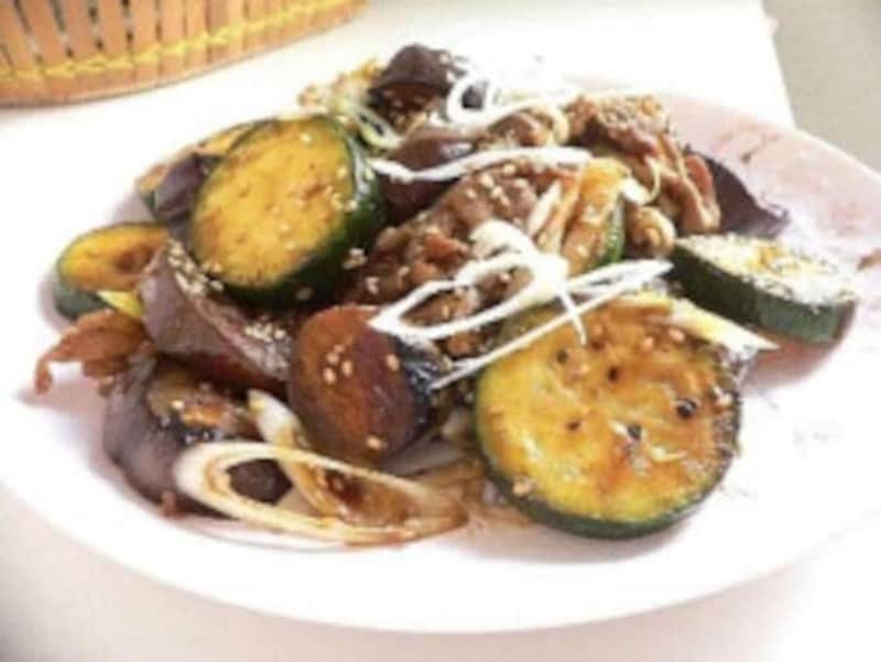 ズッキーニとなすの炒めもの