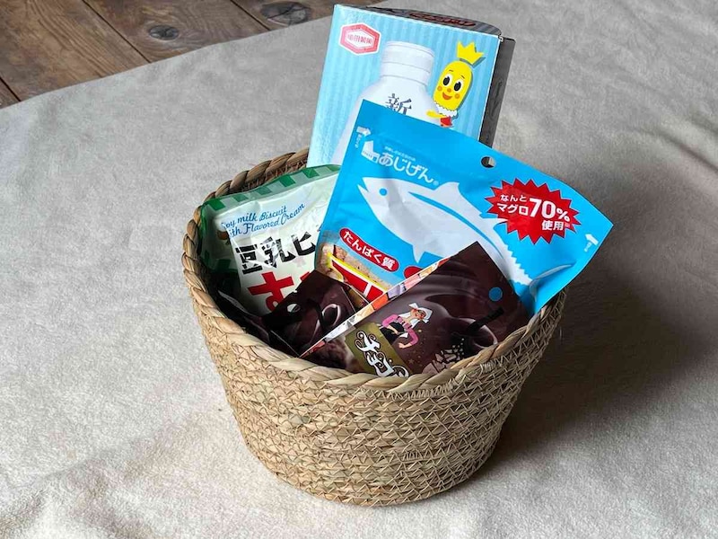 スタンダードプロダクツの「水草かご」をお菓子入れに！