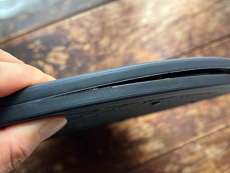 ダイソーの「回転テーブル」は隙間がなくなるような重すぎるものは、のせないようにしたい