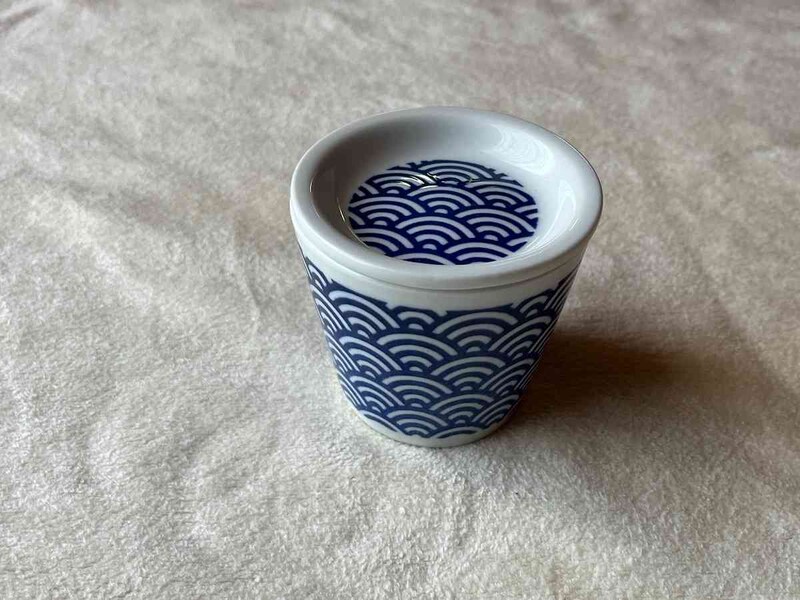 スタンダードプロダクツの「豆皿付きそば猪口」