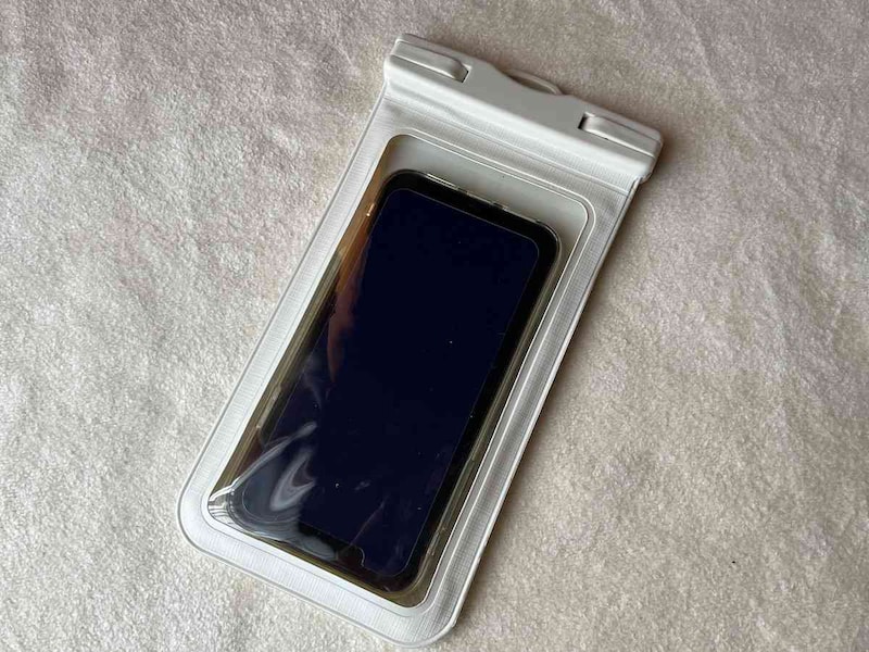 iPhone11も問題なく入る