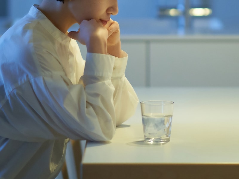 1人で介護を担い心身ともにボロボロ。周囲からの「頑張って」という言葉がつらい…… ※画像：maruco／PIXTA（ピクスタ）