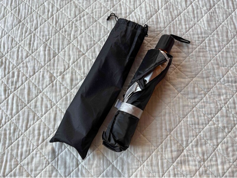 ダイソーの「折りたたみ傘型サンシェード」