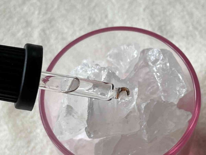 スリーコインズで人気の「ディフューザー」は天然石にアロマオイルを垂らして香りを楽しむ