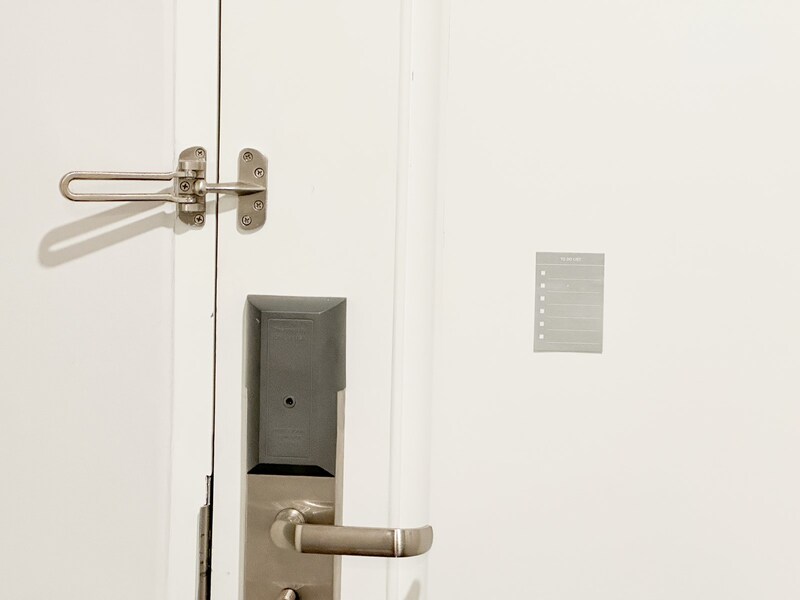 セキュリティボックスにパスポートを忘れない