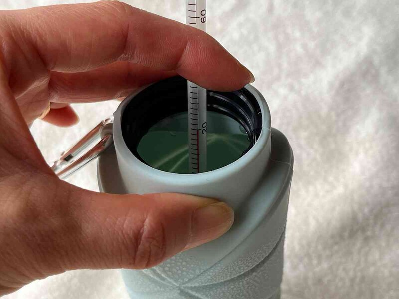 氷も溶けて、水温は20度ほどに