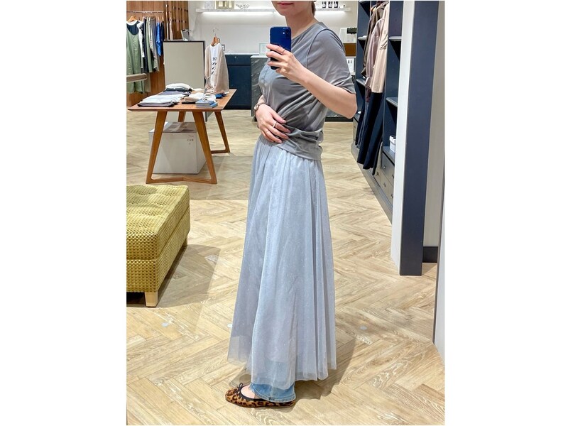初心者さんは合わせやすく、アクセントにもなるフラットシューズからトライ 出典:WEAR
