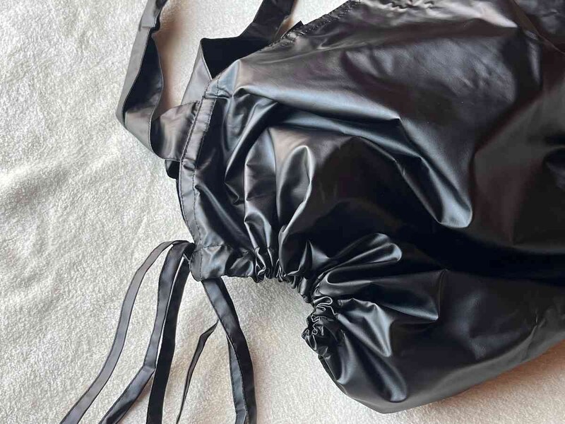 サイドのリボンでギャザーを作る