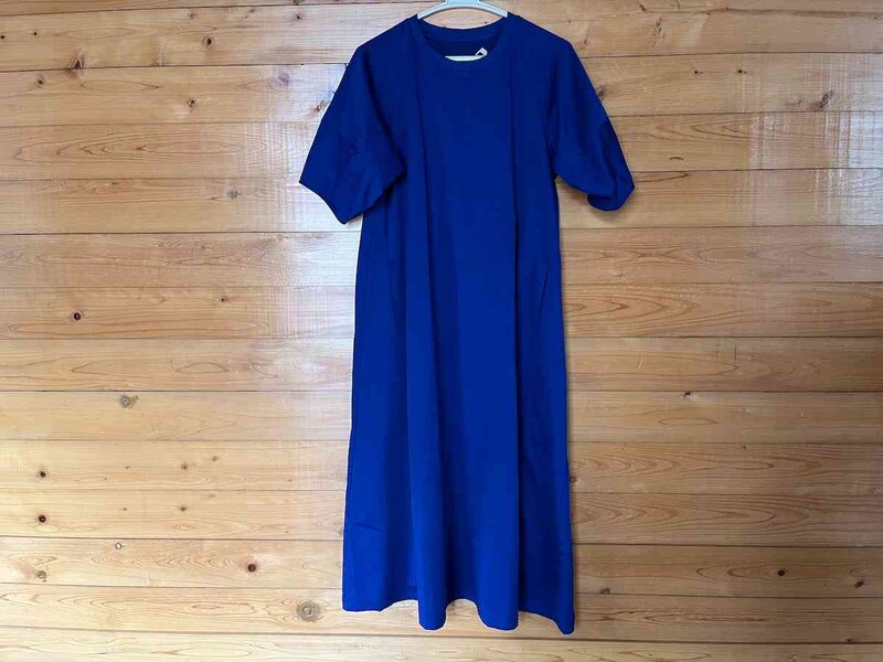 ワークマンの「レディースドライサイドポケットランタンスリーブワンピース」