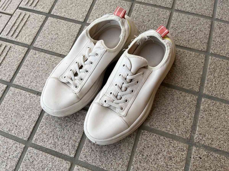 ワークマンの「雲の上レディーススニーカー」