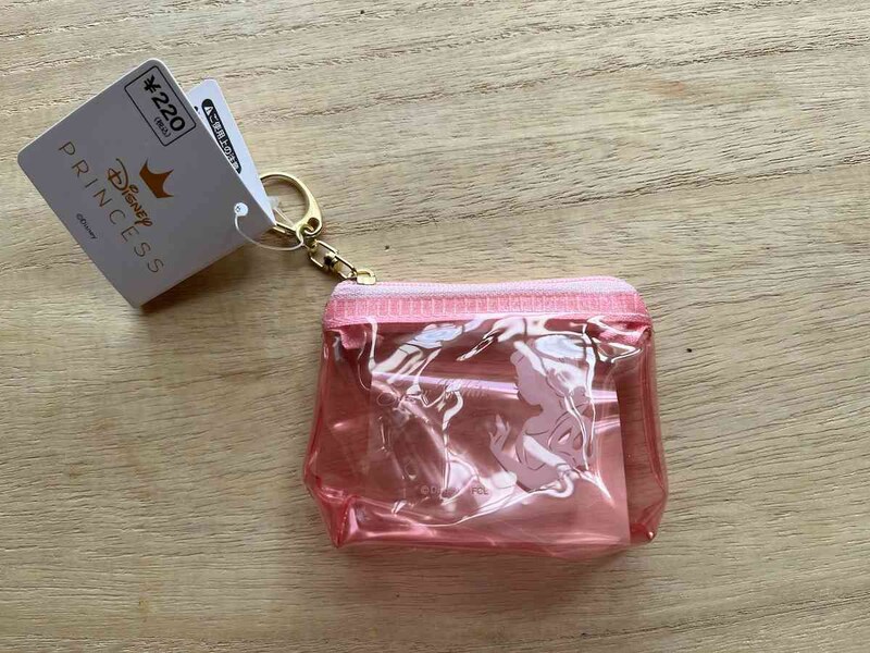 キャンドゥの「ディズニープリンセス／クリアミニポーチ 白雪姫」