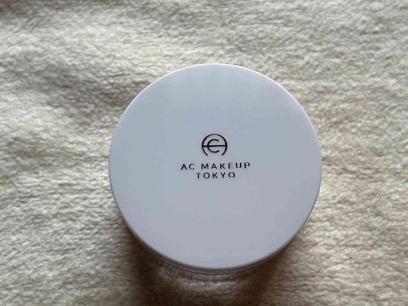 セリアの「AC シルキー ルースパウダー 02 ペールラベンダー」