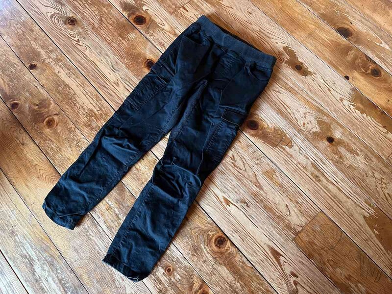 ワークマンの「レディースアクティブカーゴジョガーパンツ」