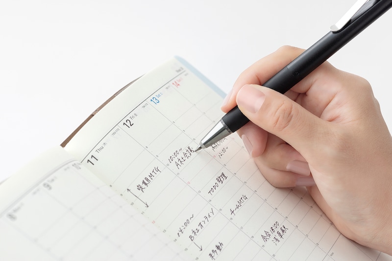 ブレンUの筆記シーン