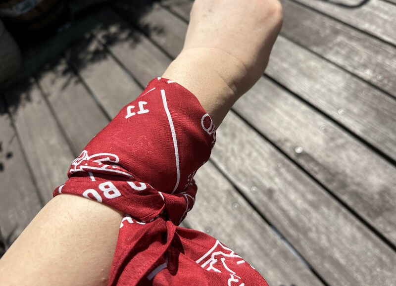 いつものもしもハンカチ使い方　止血