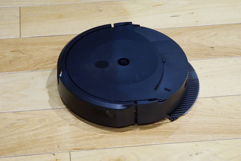 本体下部に装着したら水拭き掃除を開始します